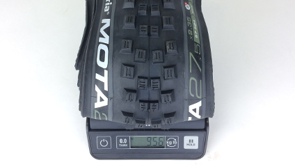 Claimed-Weight-vs-Actual-Weight-of-Bike-Tires